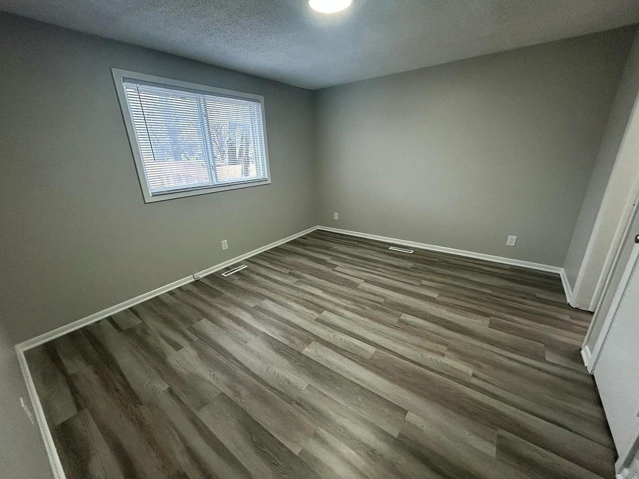 3618 2nd Ave - Photo 7 of 18