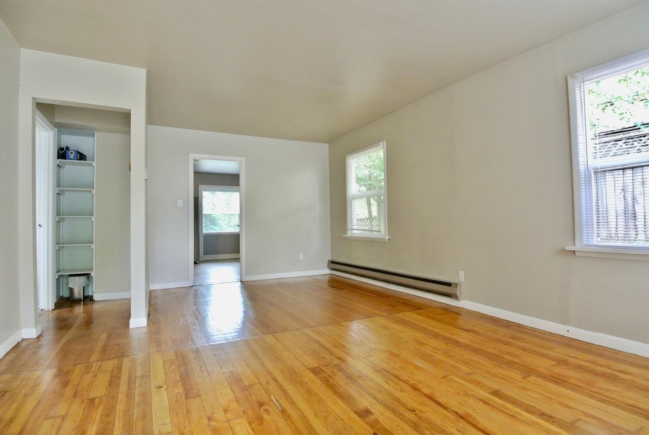 2333 N 116th St - Photo 2 of 18