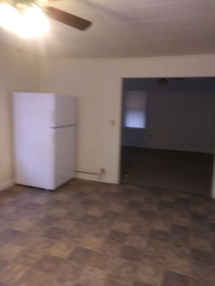 1202 Rex Ave - Photo 4 of 7