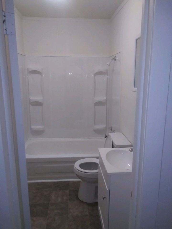 1202 Rex Ave - Photo 6 of 7