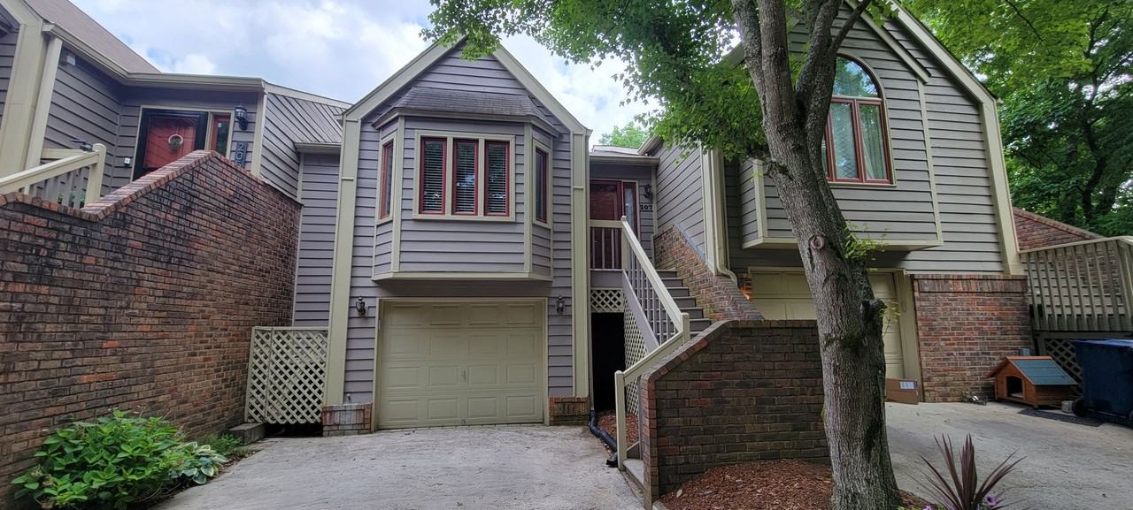 207 Mountain Ridge Dr Ne - Photo 3 of 45