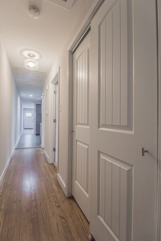 2385 Ridgecrest Dr - Photo 2 of 7