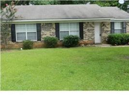 featured image of 795 Royal Woods Dr W