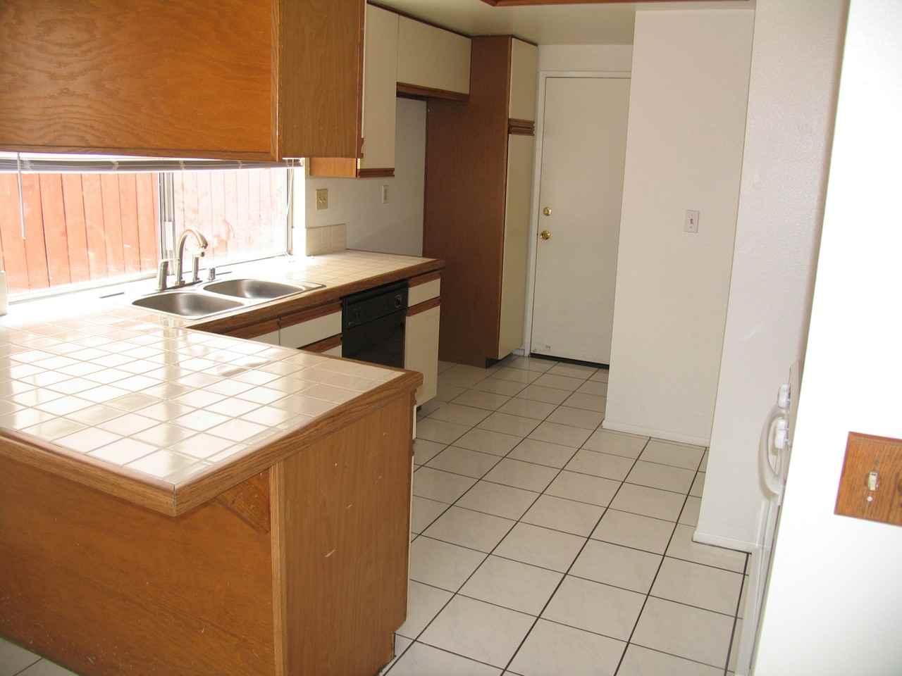 13242 Lakota St - Photo 6 of 6