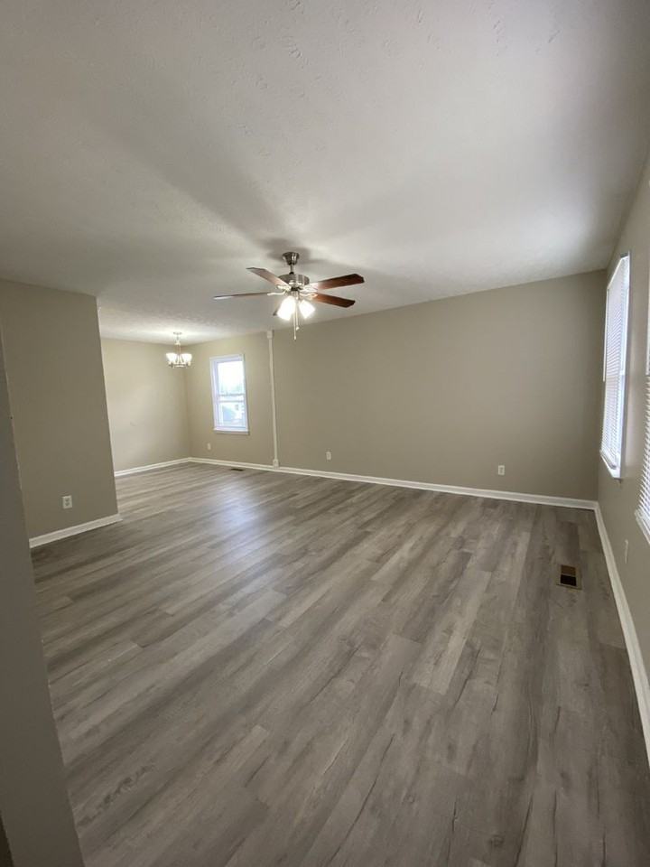 338 Whitehead Rd - Photo 2 of 11