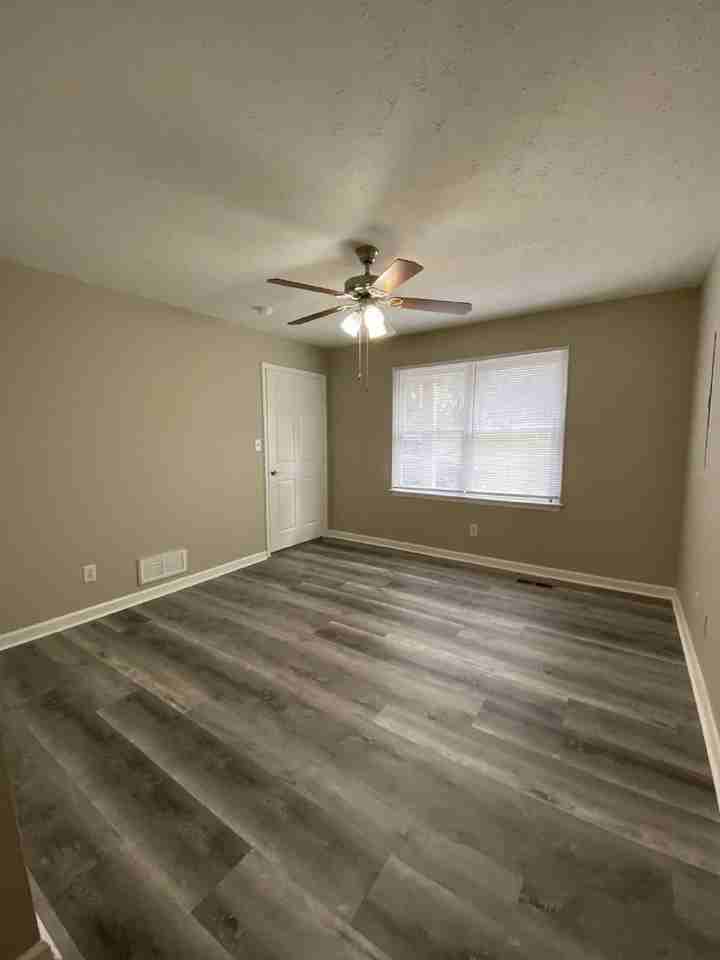 338 Whitehead Rd - Photo 3 of 11