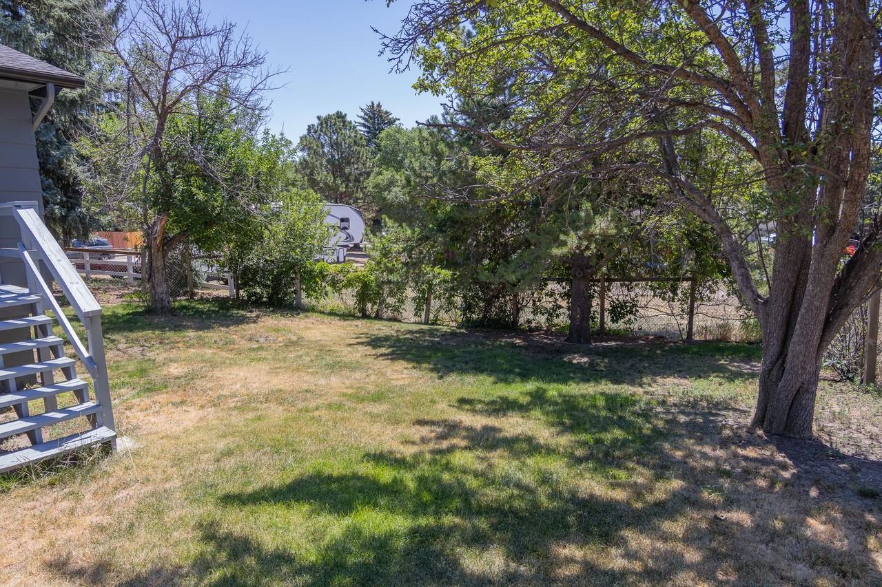 5418 Alta Loma Rd - Photo 6 of 13