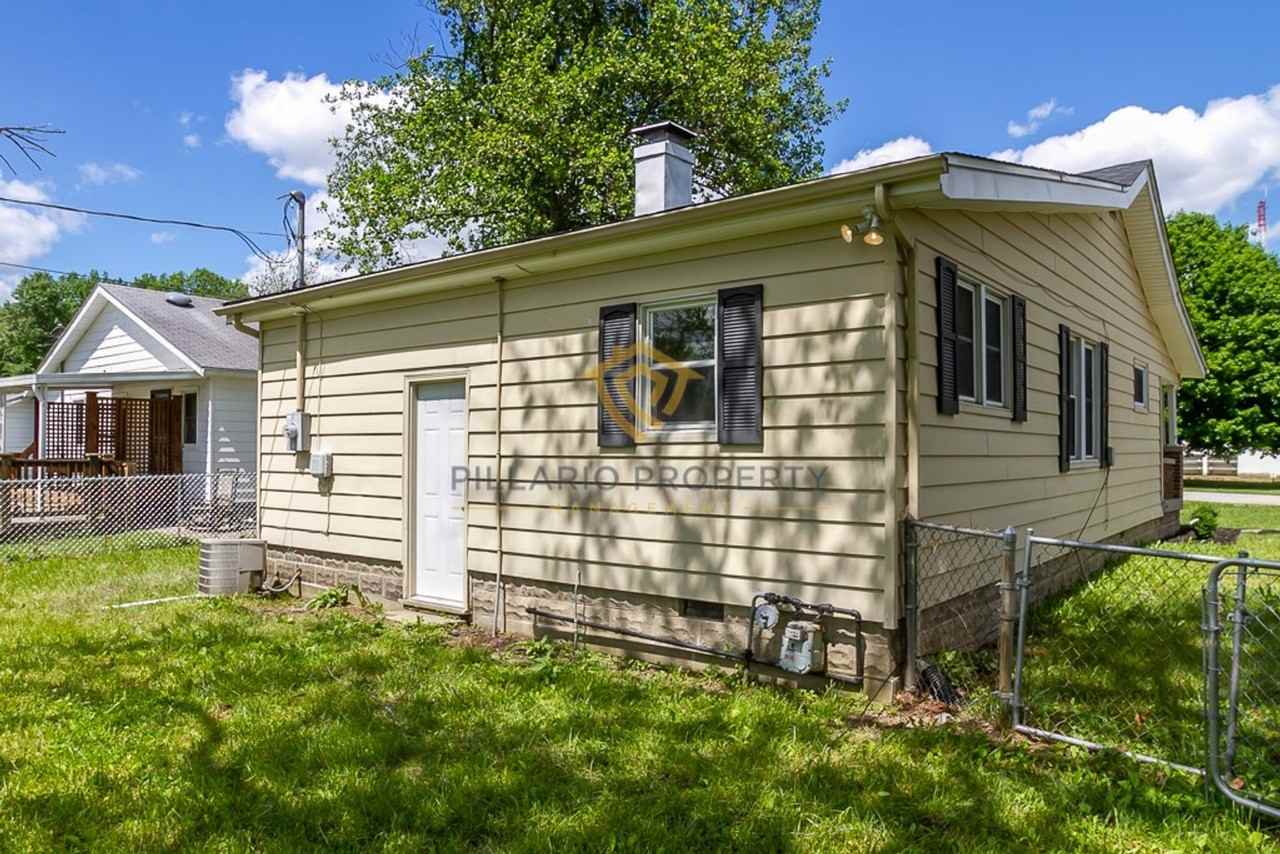 312 Hanley St - Photo 3 of 12