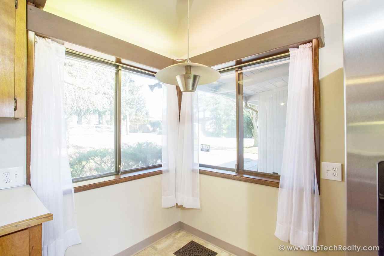 675 Nw 123rd Ave - Photo 7 of 24