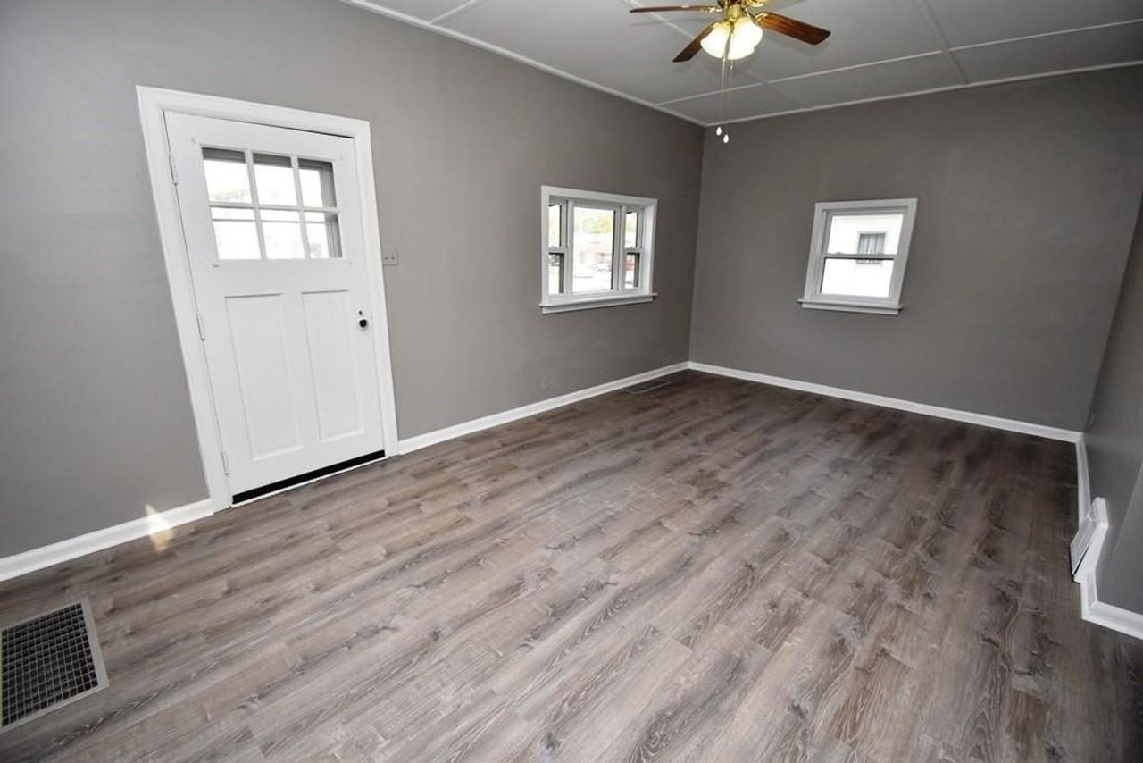 1355 E Walnut St - Photo 2 of 21