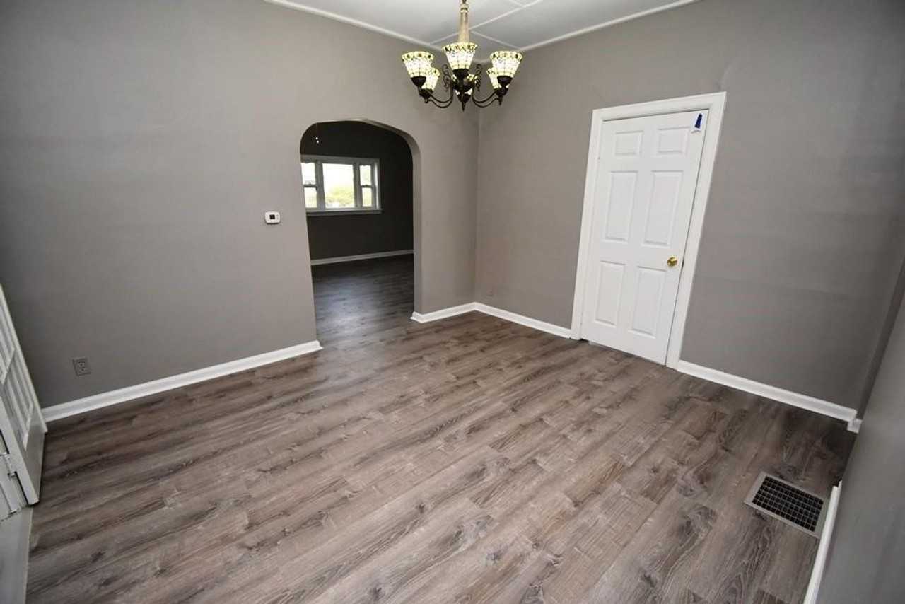 1355 E Walnut St - Photo 5 of 21