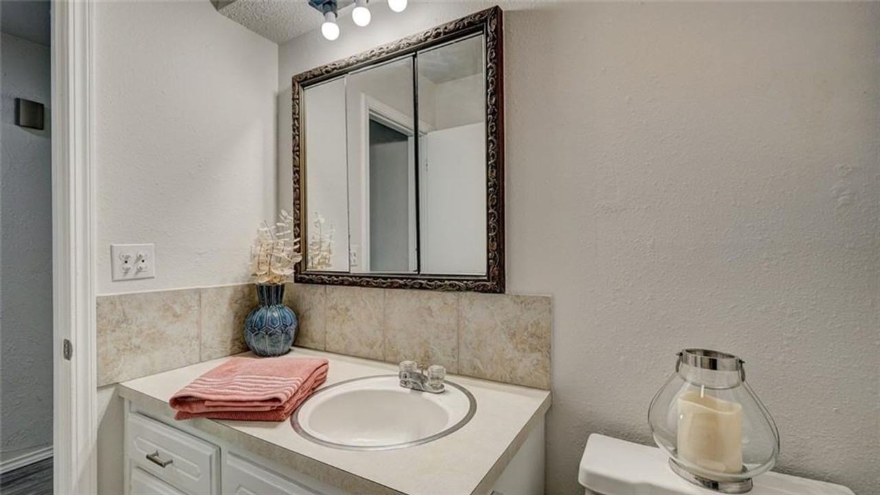 1116 Saint George Ave - Photo 7 of 20