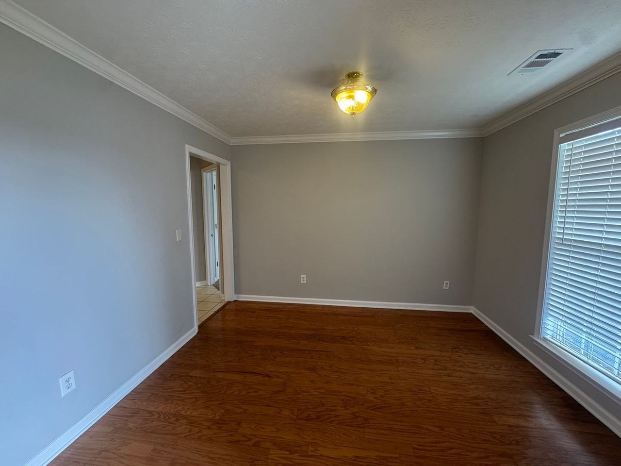 7002 Oak Side Ct - Photo 3 of 44