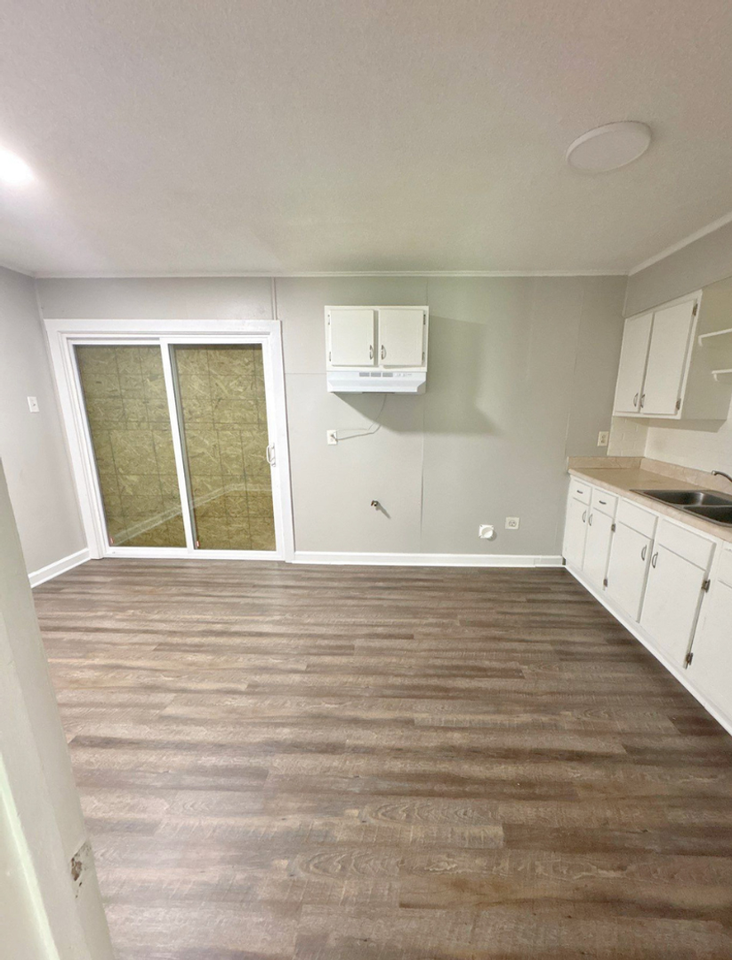 447 Delta Rd - Photo 4 of 16