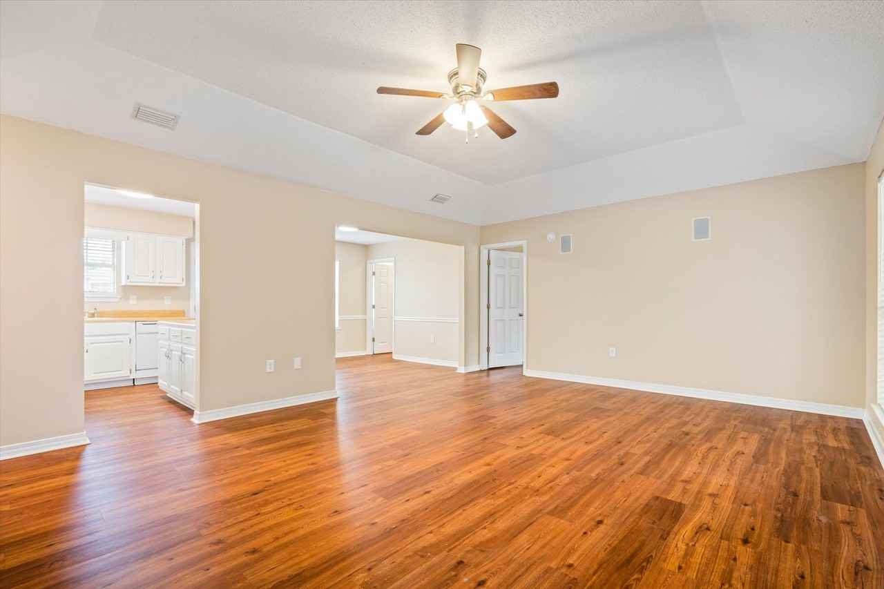 7245 Pecan Terrace Dr - Photo 3 of 24
