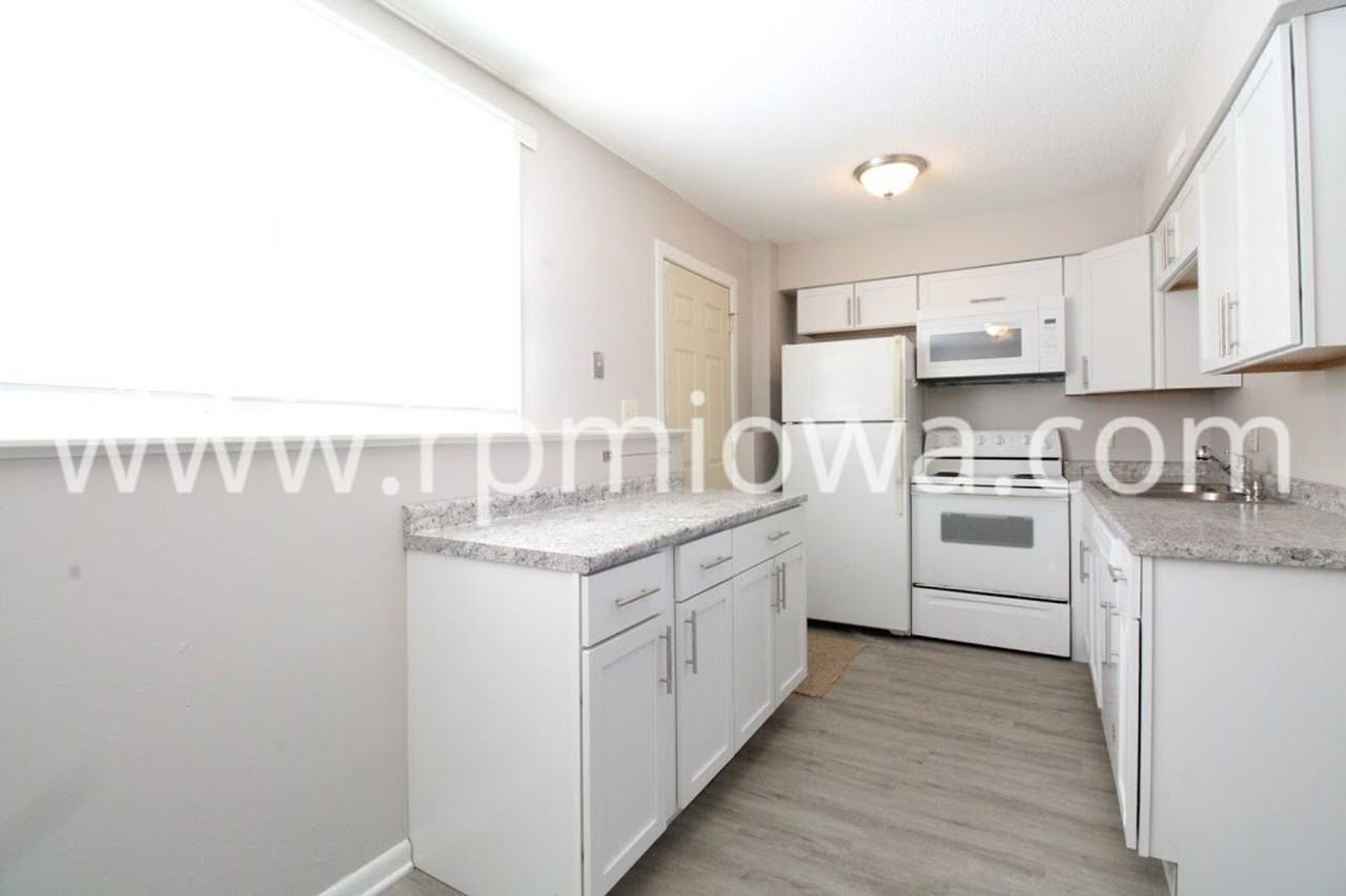 1607 Nw 2nd St - Photo 6 of 13
