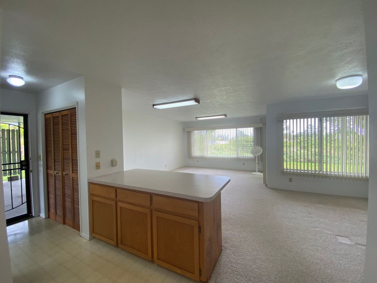 15-1521 26th Ave - Photo 3 of 23