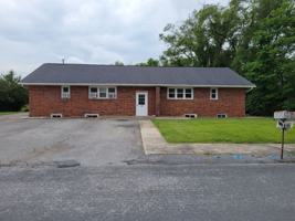 featured image of 190 Carbaugh Dr