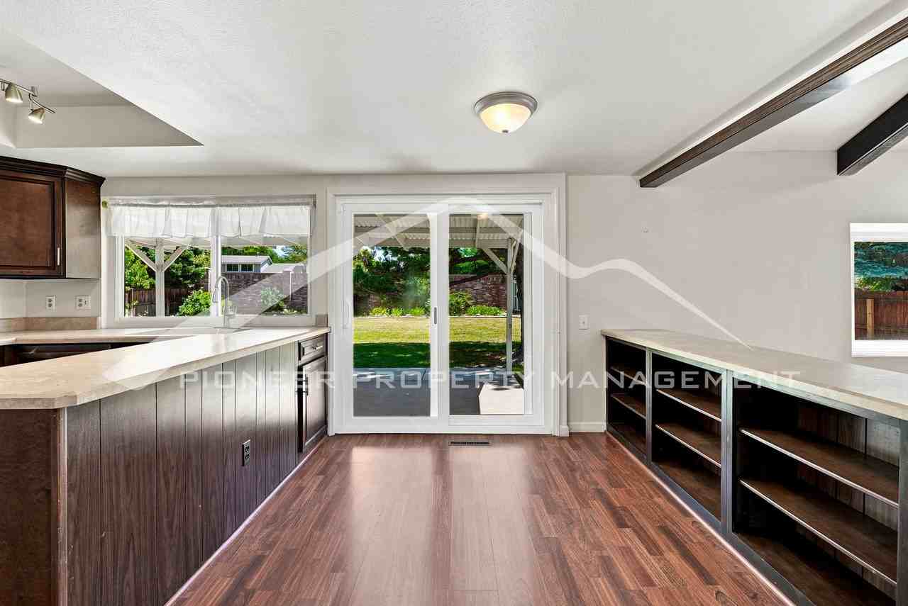 2896 S Paris St - Photo 7 of 32