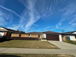 featured image of 18371 Tamarind St