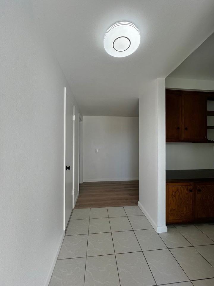 18371 Tamarind St - Photo 6 of 37