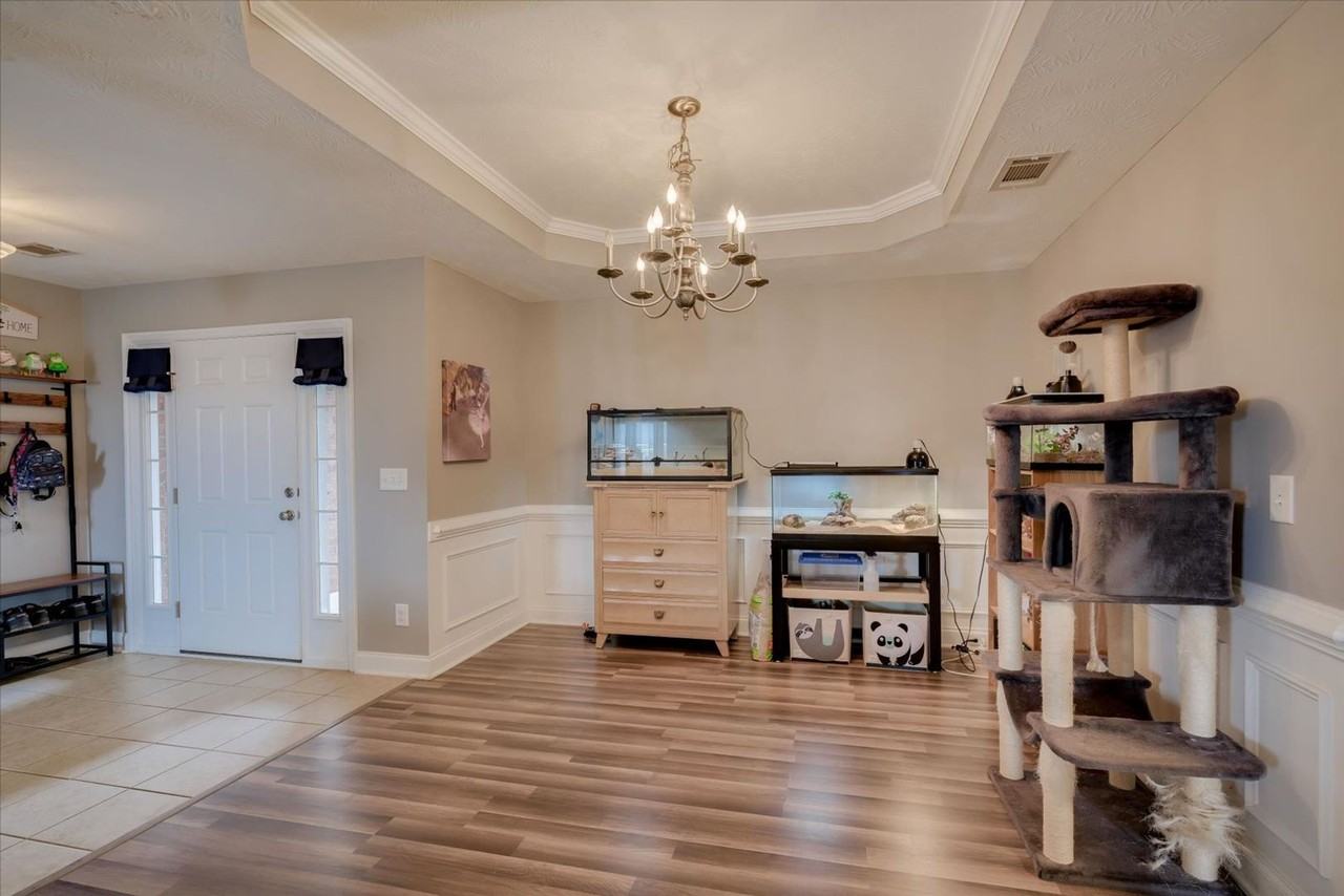 4516 Logans Way - Photo 5 of 28