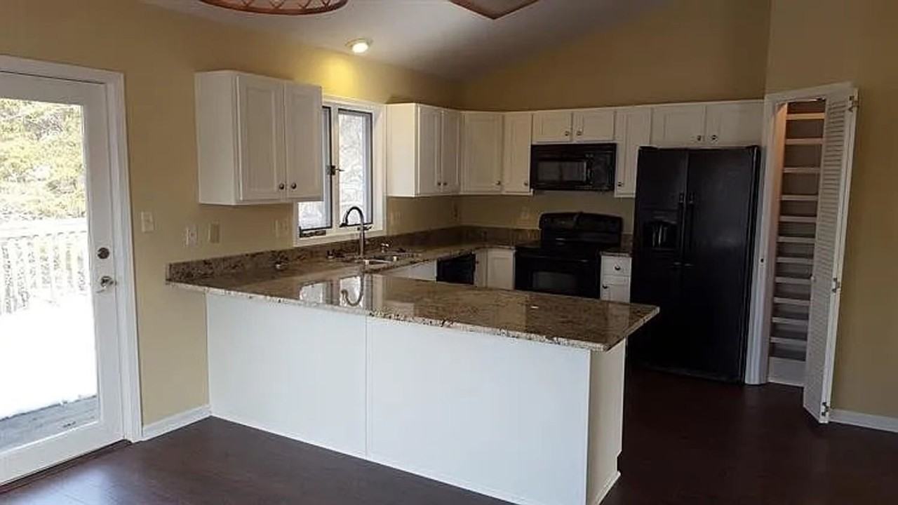 501 Dustin Dr - Photo 5 of 17