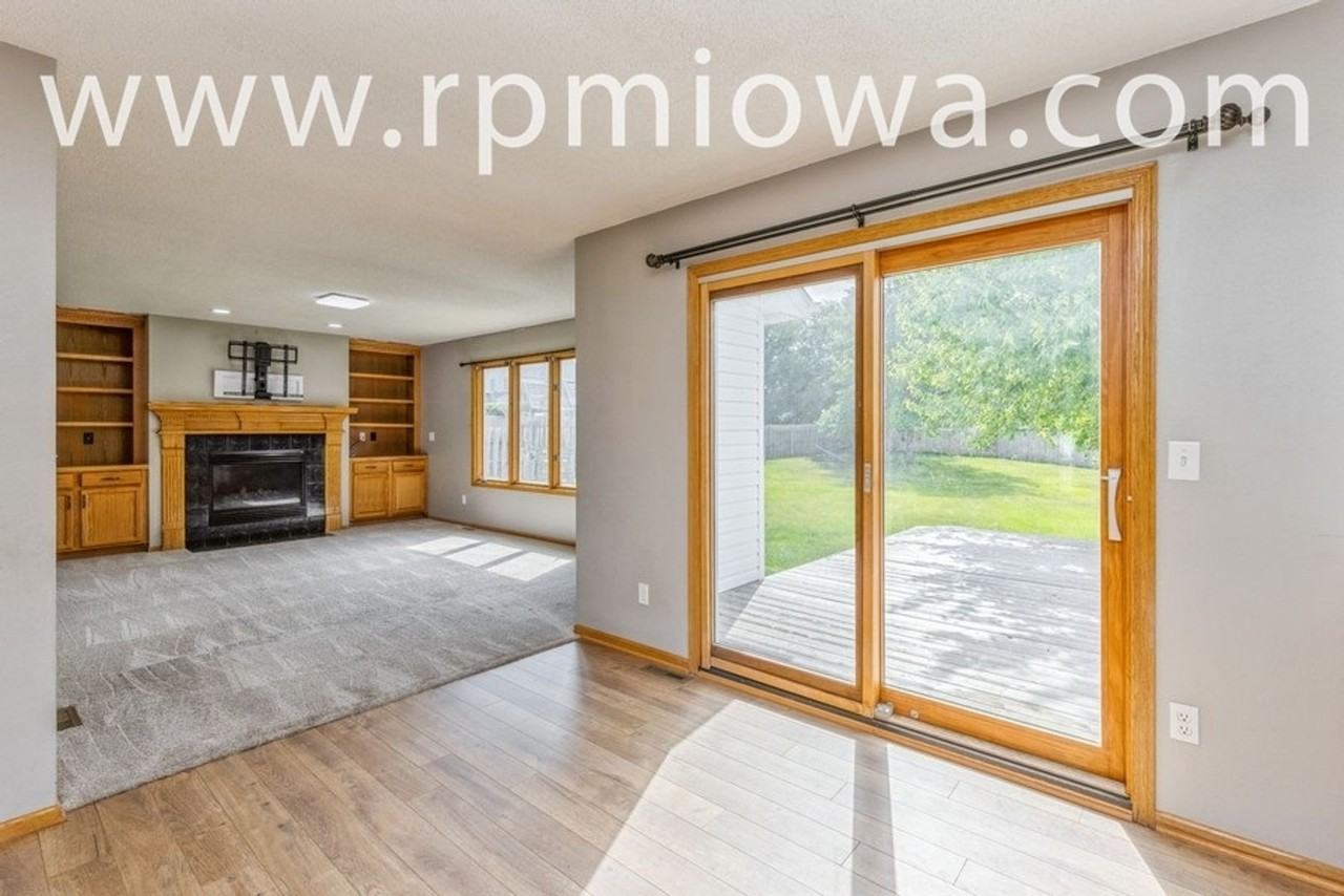 825 76th St - Photo 4 of 16
