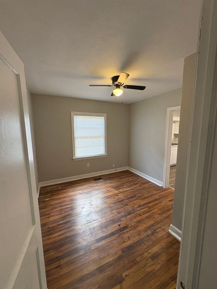1713 Gillespie Ave - Photo 7 of 9
