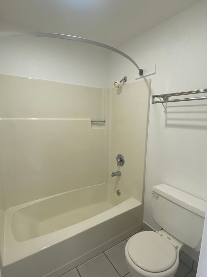 345 E Oregon Ave #234 - Photo 5 of 11