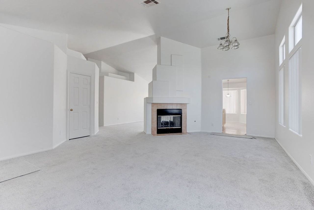 4579 Canna Dr - Photo 2 of 33
