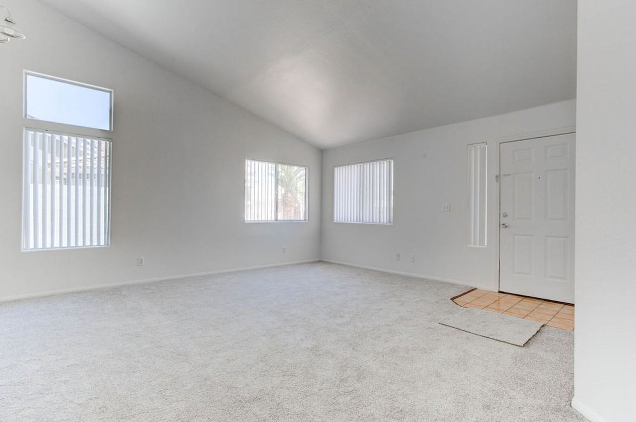 4579 Canna Dr - Photo 6 of 33
