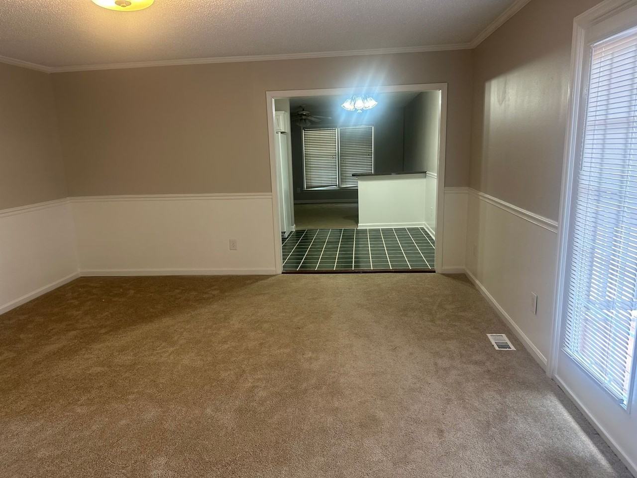 413 Milburn Ct - Photo 2 of 16