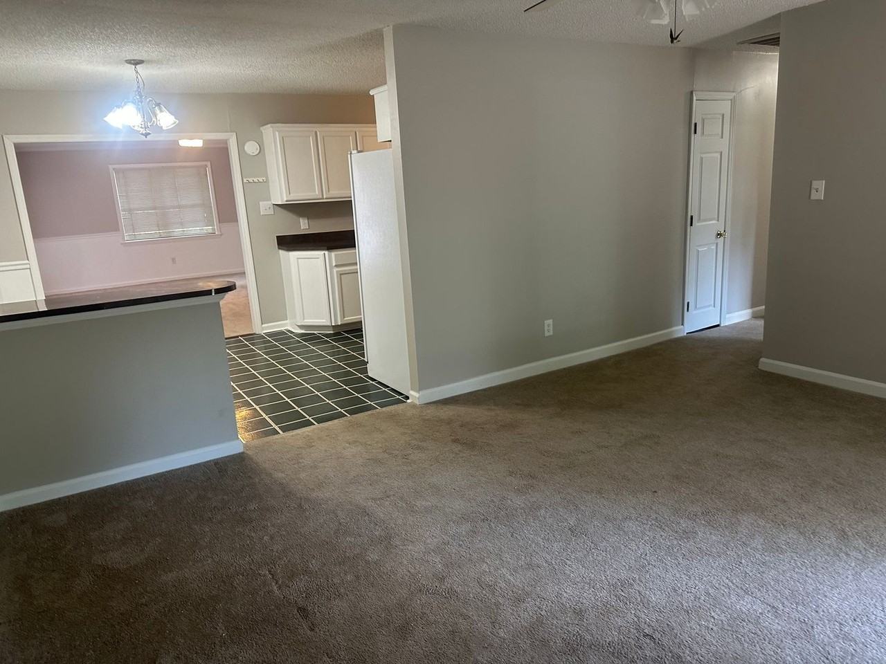 413 Milburn Ct - Photo 3 of 16