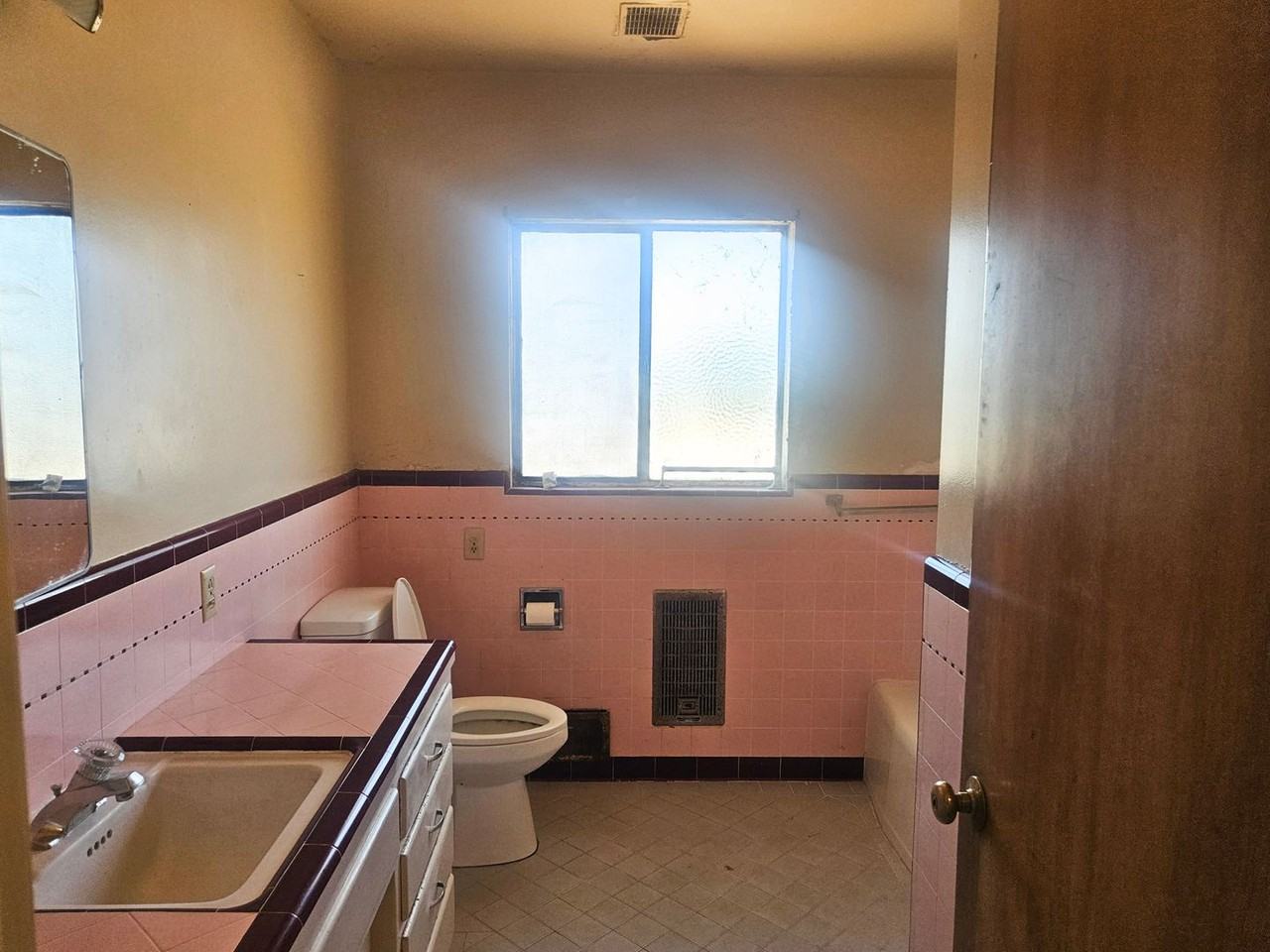3871 S Clovis Ave - Photo 5 of 10