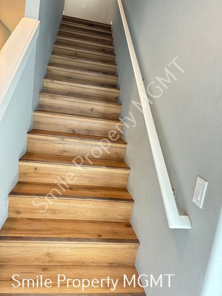 19416 Se River Rd - Photo 6 of 19