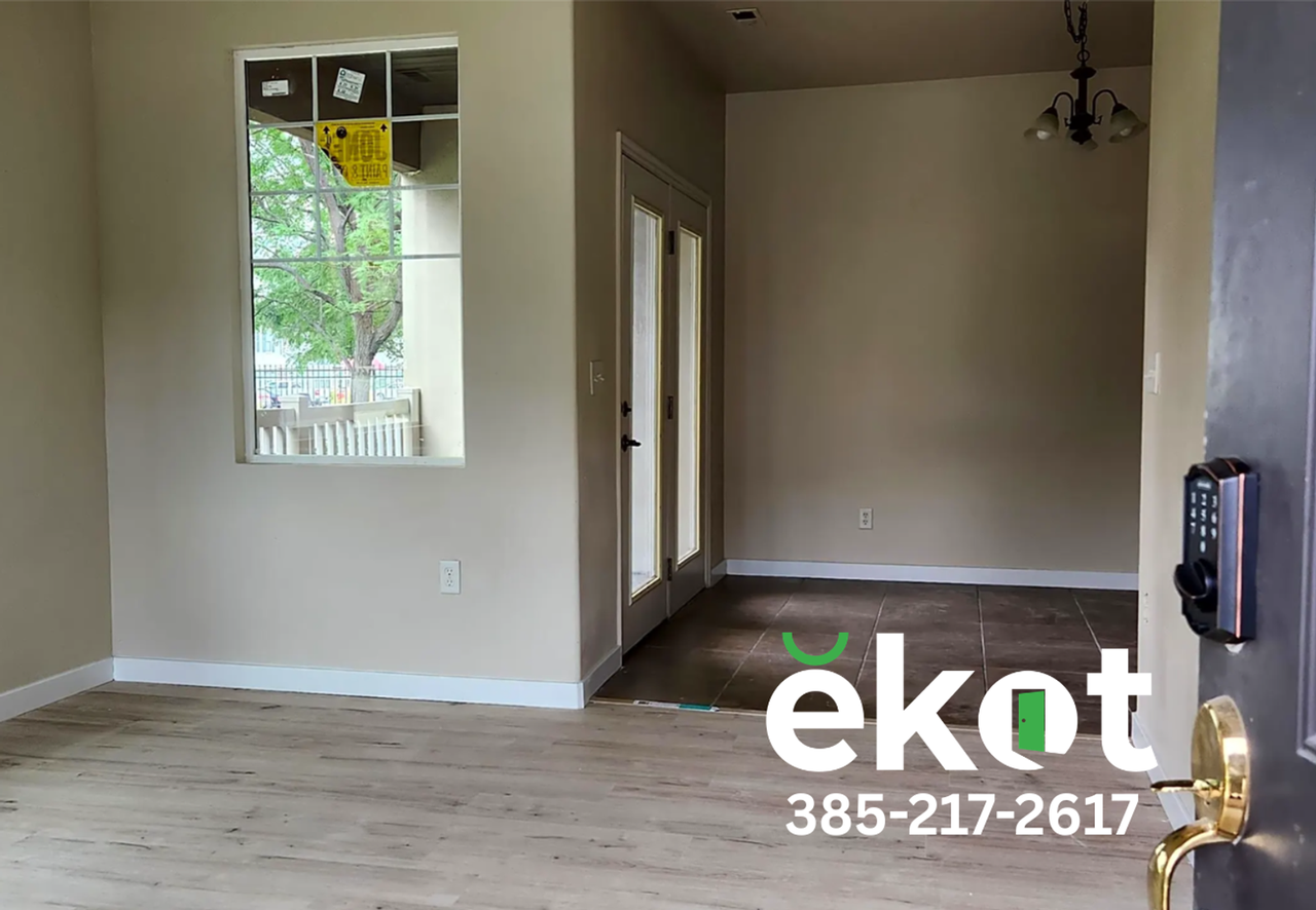 1361 W 50 N - Photo 2 of 13