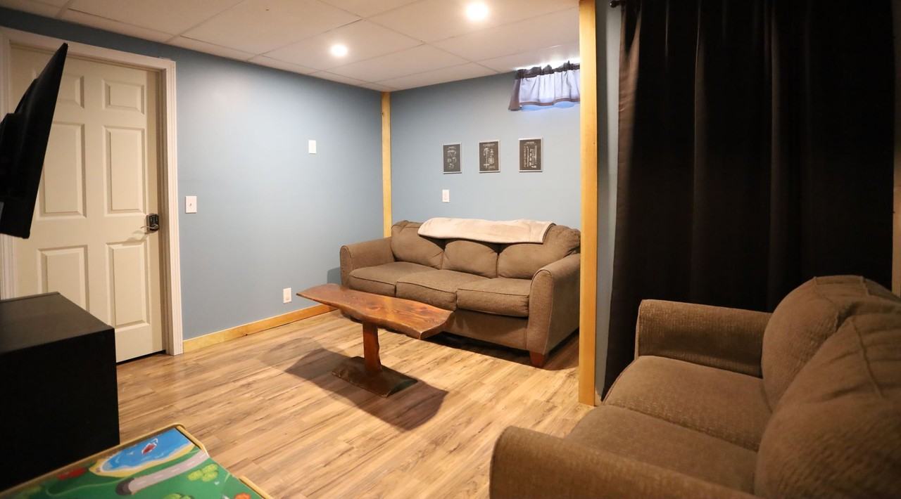 76 Bog Rd - Photo 7 of 13