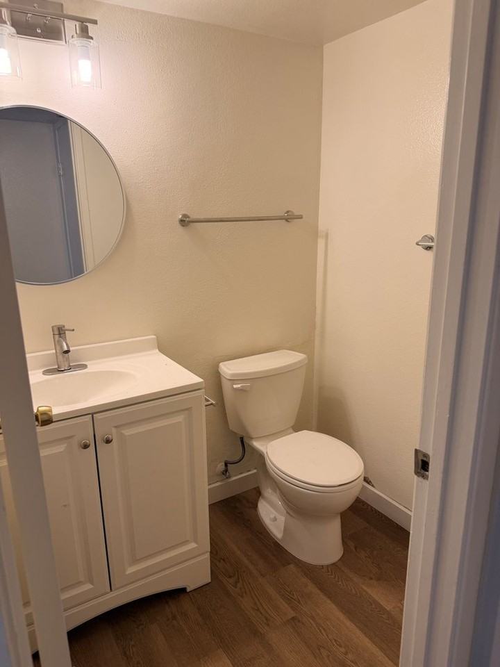 812 Plaza Flora - Photo 6 of 17