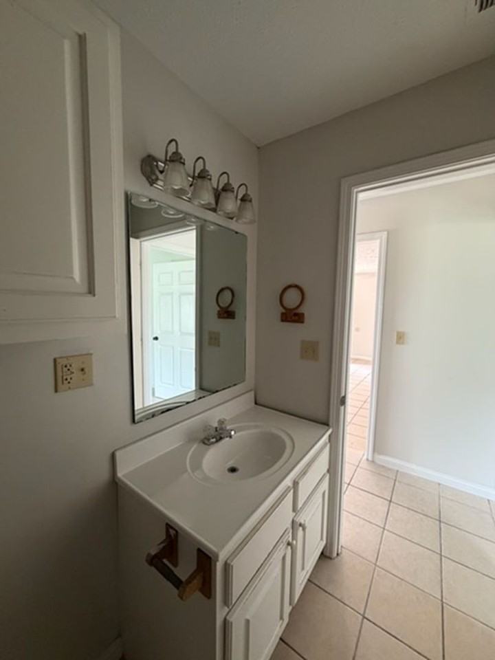 10556 Highway 363 - Photo 5 of 6
