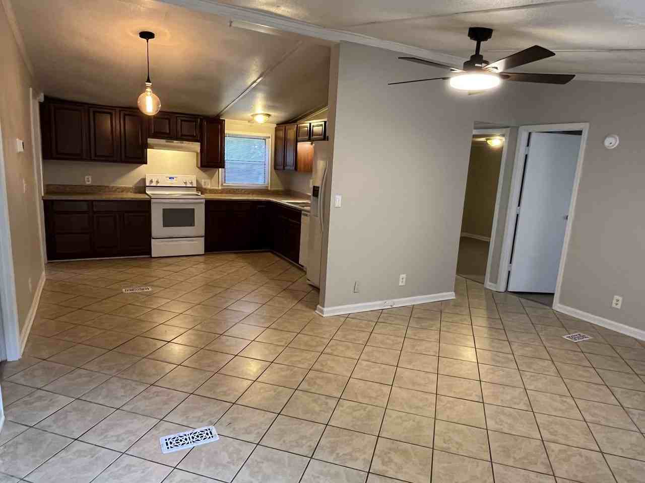 15420 Sharpe Rd - Photo 4 of 22