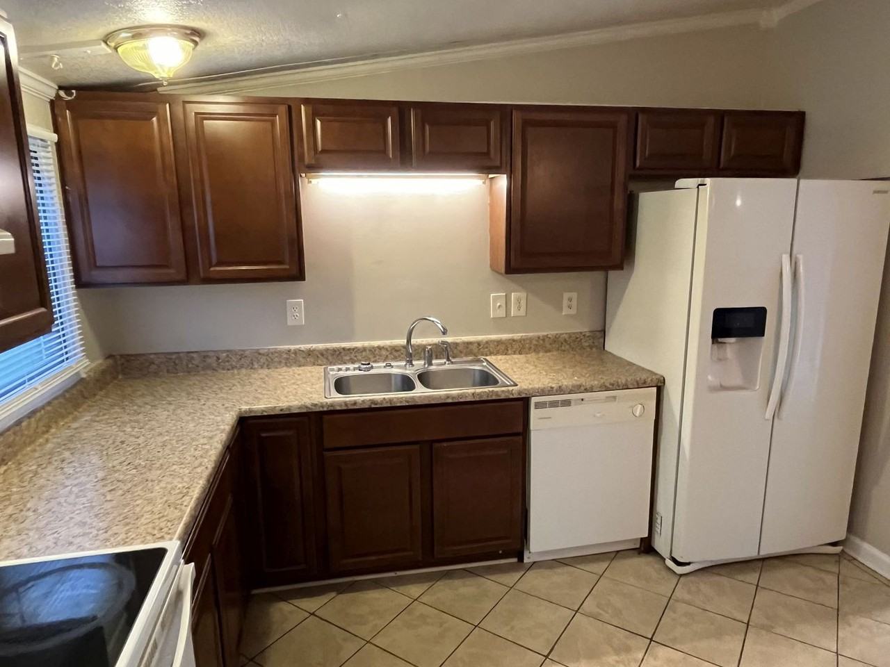 15420 Sharpe Rd - Photo 6 of 22