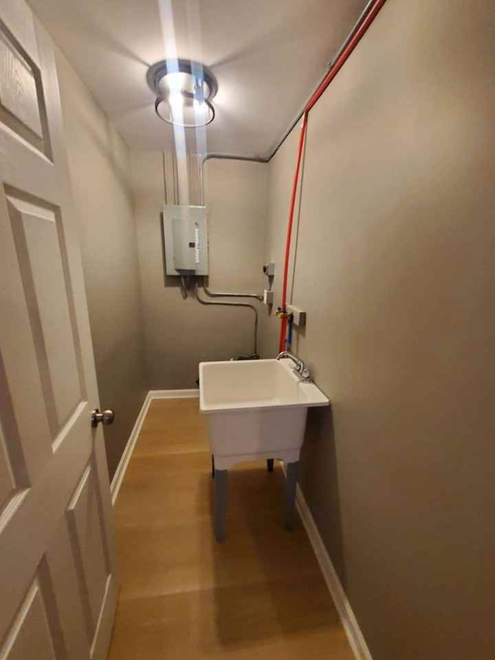 4057 N 48th St - Photo 5 of 9