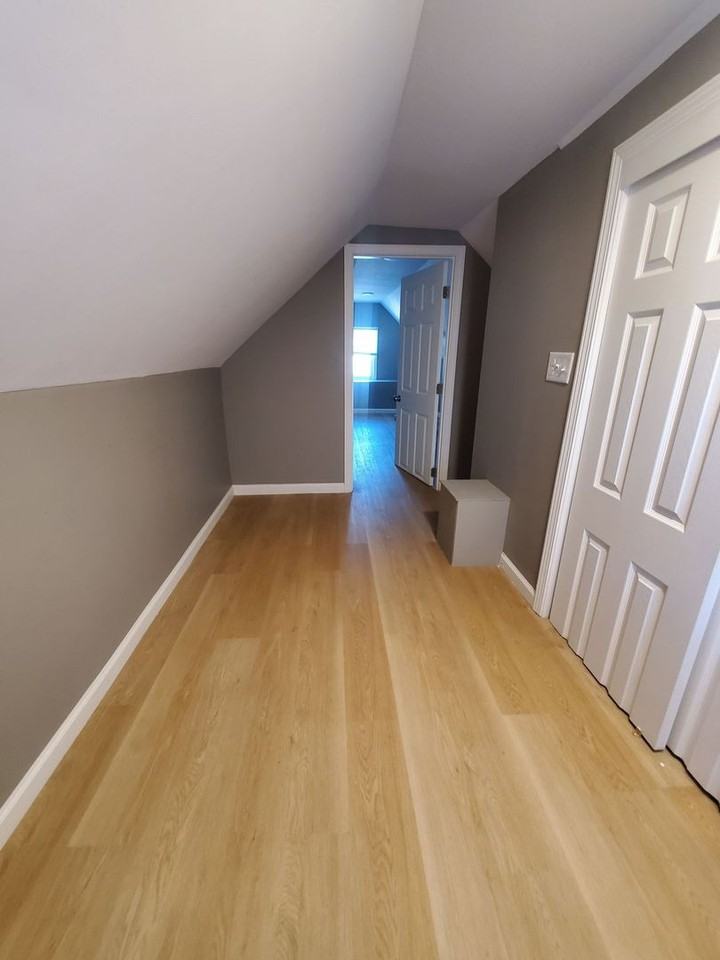 4057 N 48th St - Photo 7 of 9