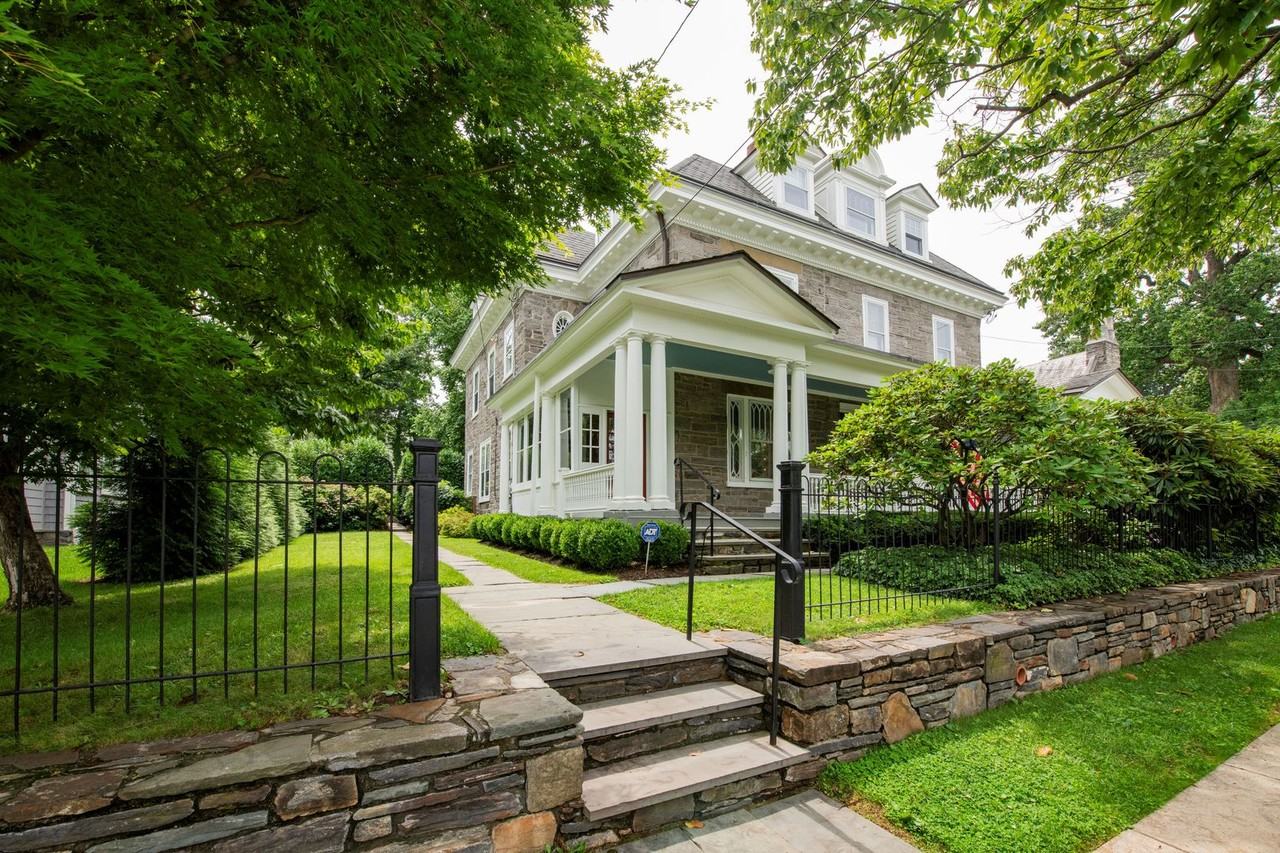 36 E Chestnut Hill Ave - Photo 2 of 25