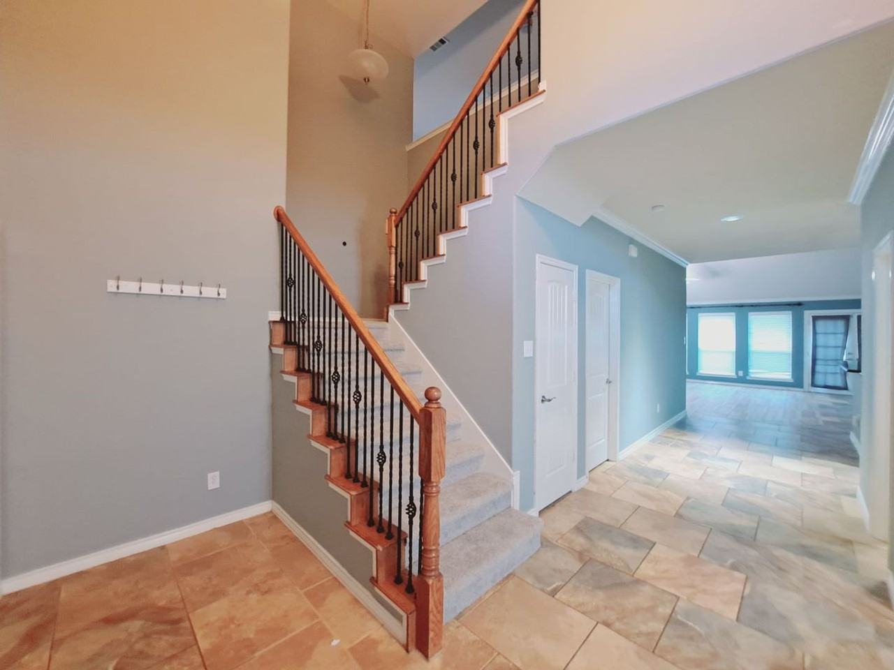 8408 Loma Alta Trl - Photo 3 of 21