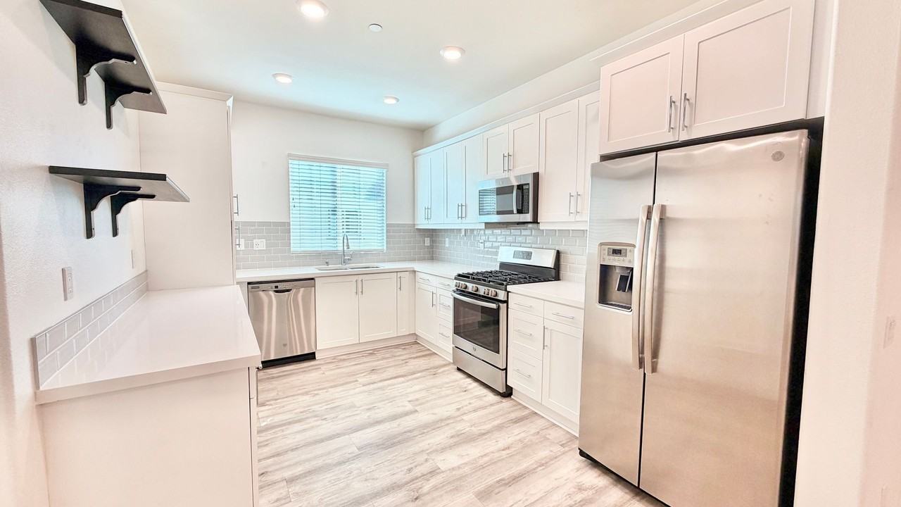 4374 Nautilus Way #9 - Photo 7 of 50