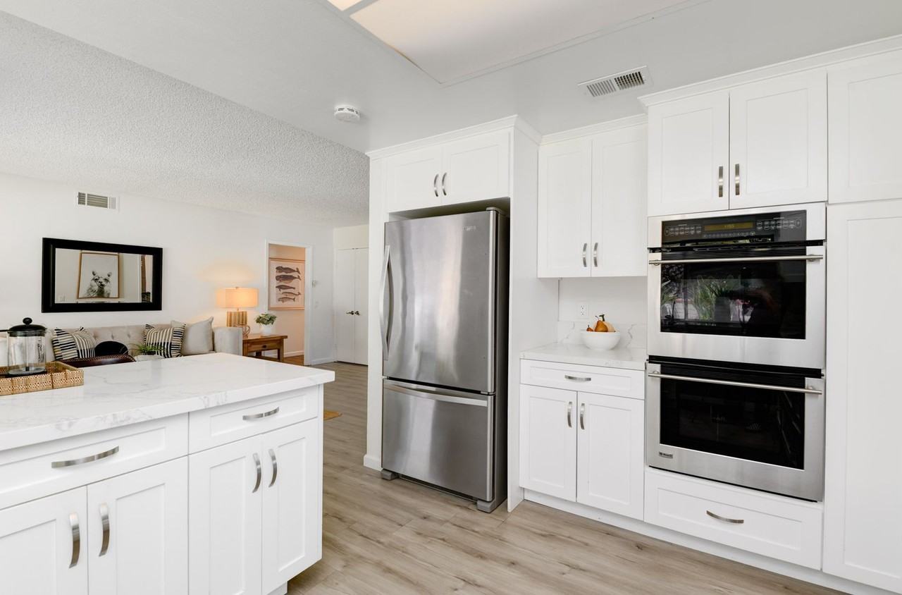 3408 Viewpoint Way - Photo 3 of 20