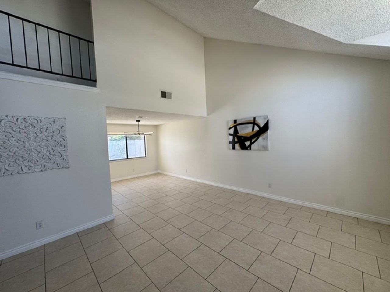 409 Wimbledon Dr - Photo 7 of 24