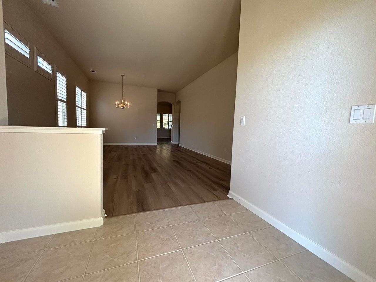 1532 Alton Ln - Photo 2 of 31